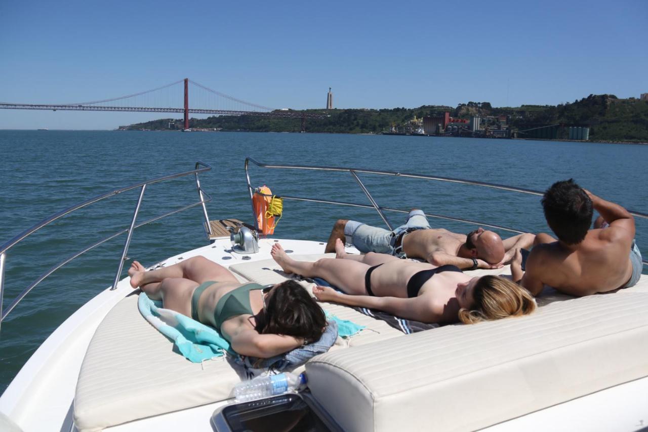 Private Yacht, We Love Our Guests Lisbona Esterno foto