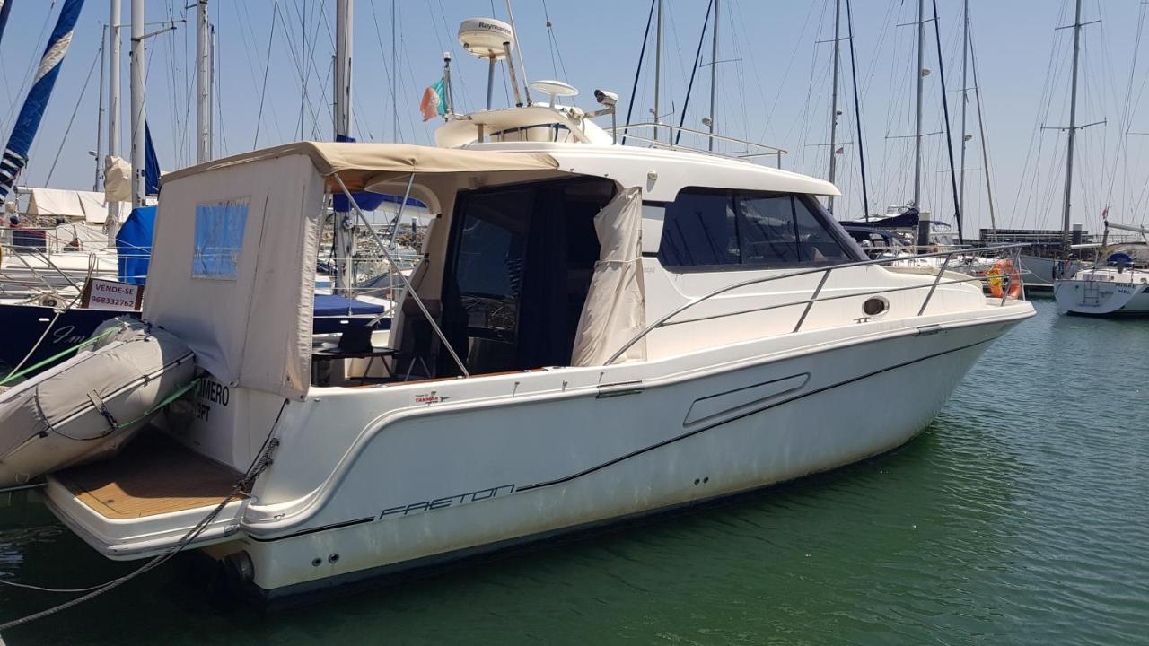 Private Yacht, We Love Our Guests Lisbona Esterno foto